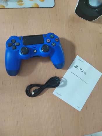 Mando PS4 - DualShock 4 V2 for sale