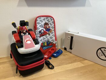 Mario kart home circuit + fundas coche + fundas para nintendo switch