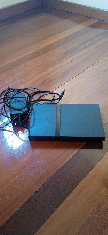 PlayStation 2 barata (modelo slim) 