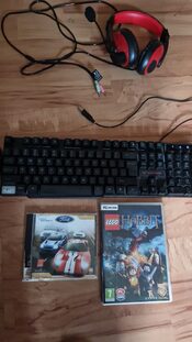Rinkinys su klaviatūra, pele ir ausinėmis for sale