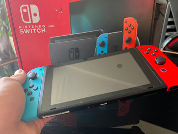 Redeem Nintendo Switch V2 Blue & Red