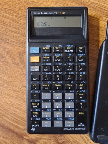 Ti-68 Texas Instruments skaičiuotuvas