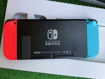 Nintendo Switch V1 VULNERABLE + sd 64gb Nueva! for sale