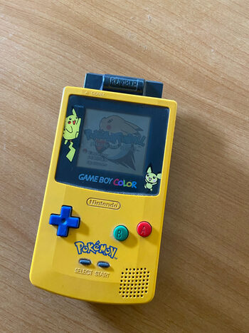 Game Boy Color Edicion Picachu con juego Pokemon