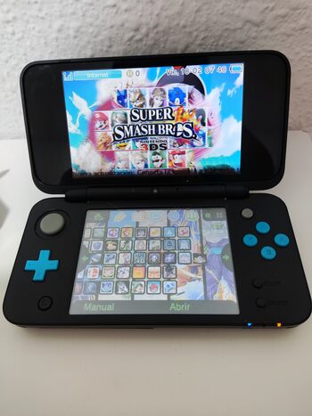 New Nintendo 2DS XL, Black & Blue