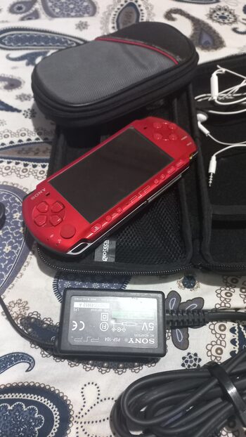 PSP 3000, Red, 64MB