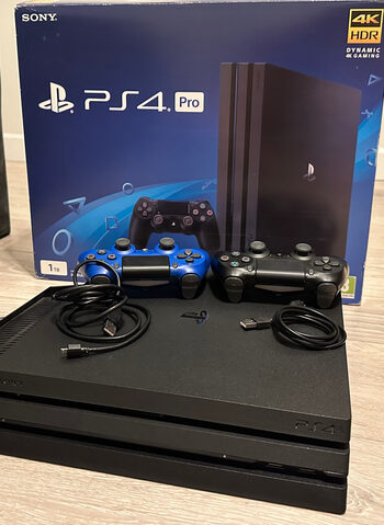 PlayStation 4 Pro, 1GB TB. 