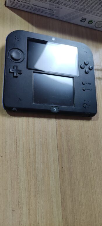 Nintendo 2DS, Black