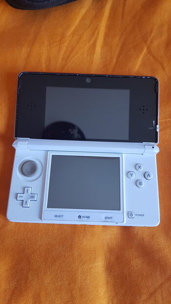 Nintendo 3DS, White for sale