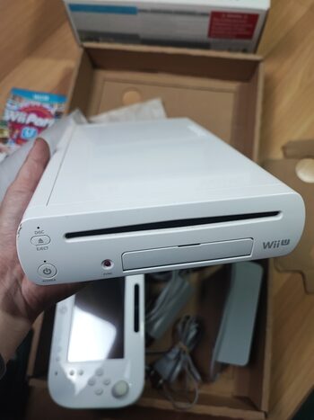Redeem Nintendo Wii U Basic, White, 8GB