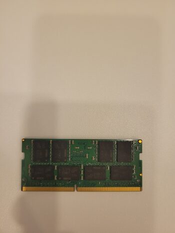 Crucial 16 GB (1 x 16 GB) DDR4-2400 Black / Green Laptop RAM
