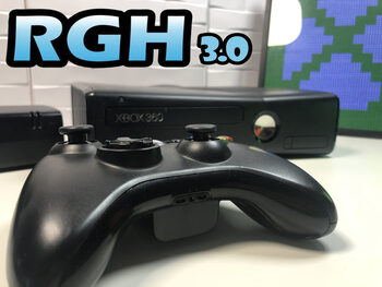 Xbox 360 S 500GB RGH3 DASHBOARD AURORA CON 121 JUEGOS INCLUIDOS EN EL HDD