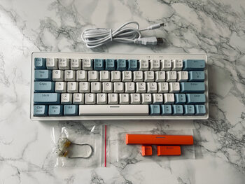 Mechanine klaviatura (mechanical keyboard) for sale