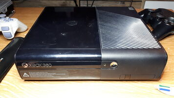 Xbox 360 E, Black, 4GB