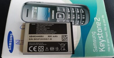 Redeem  Samsung GT-E1200I - Móvil Vintage 2G