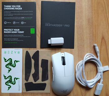 Redeem Razer DeathAdder V3 Pro - White - Ultra-lightweight Wireless Ergonomic Mouse