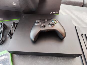 Xbox One X, Black, 1TB + Priedai
