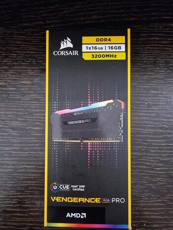 Corsair Vengeance RGB Pro 32 GB (2 x 16 GB) DDR4-3200 Black PC RAM