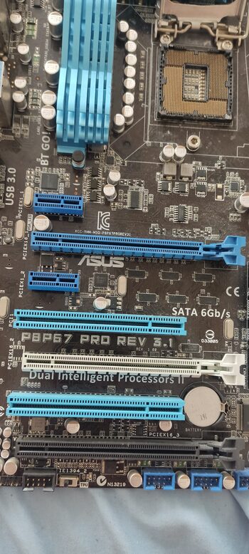Asus P8P67 PRO (REV 3.1) Intel P67 ATX DDR3 LGA1155 3 x PCI-E x16 Slots Motherboard