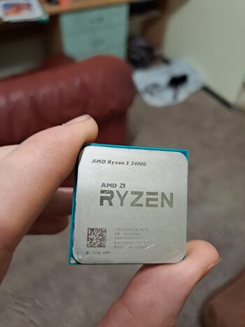 AMD Ryzen 5 2400G 3.6-3.9 GHz AM4 Quad-Core CPU