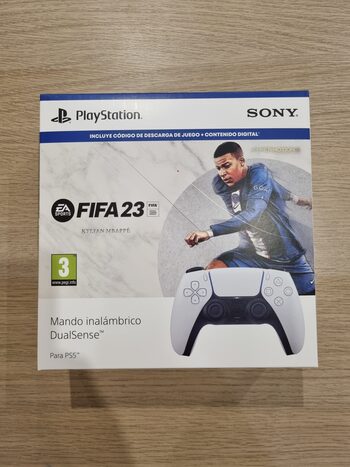 Mando DualSense + FIFA 23 PS5