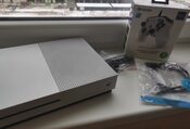 Puiki Xbox One S 1TB konsolė + FIFA 18 for sale