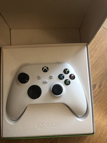 Redeem Microsoft Xbox Series X pultelis, baltos spalvos, su dėžute