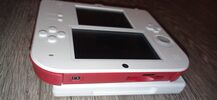 Nintendo 2DS, Red & White