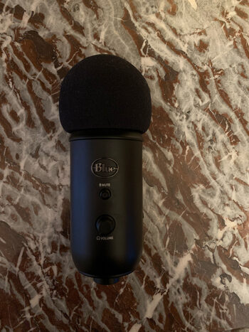 Blue Yeti X Blackout edition mikrofonas for sale