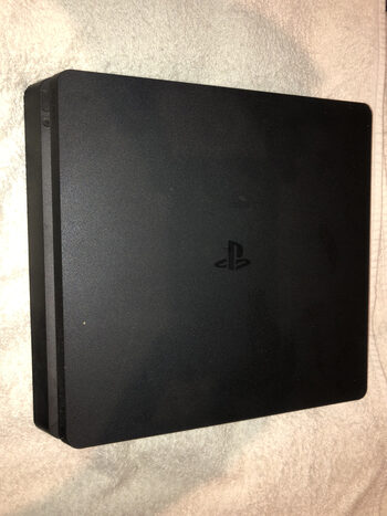 PlayStation 4, Black, 1TB