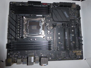 MSI X299 RAIDER Intel X299 ATX DDR4 LGA2066 4 x PCI-E x16 Slots Motherboard