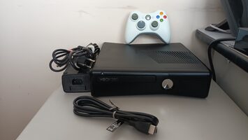 Xbox 360 S, 250GB, RGH3, AURORA