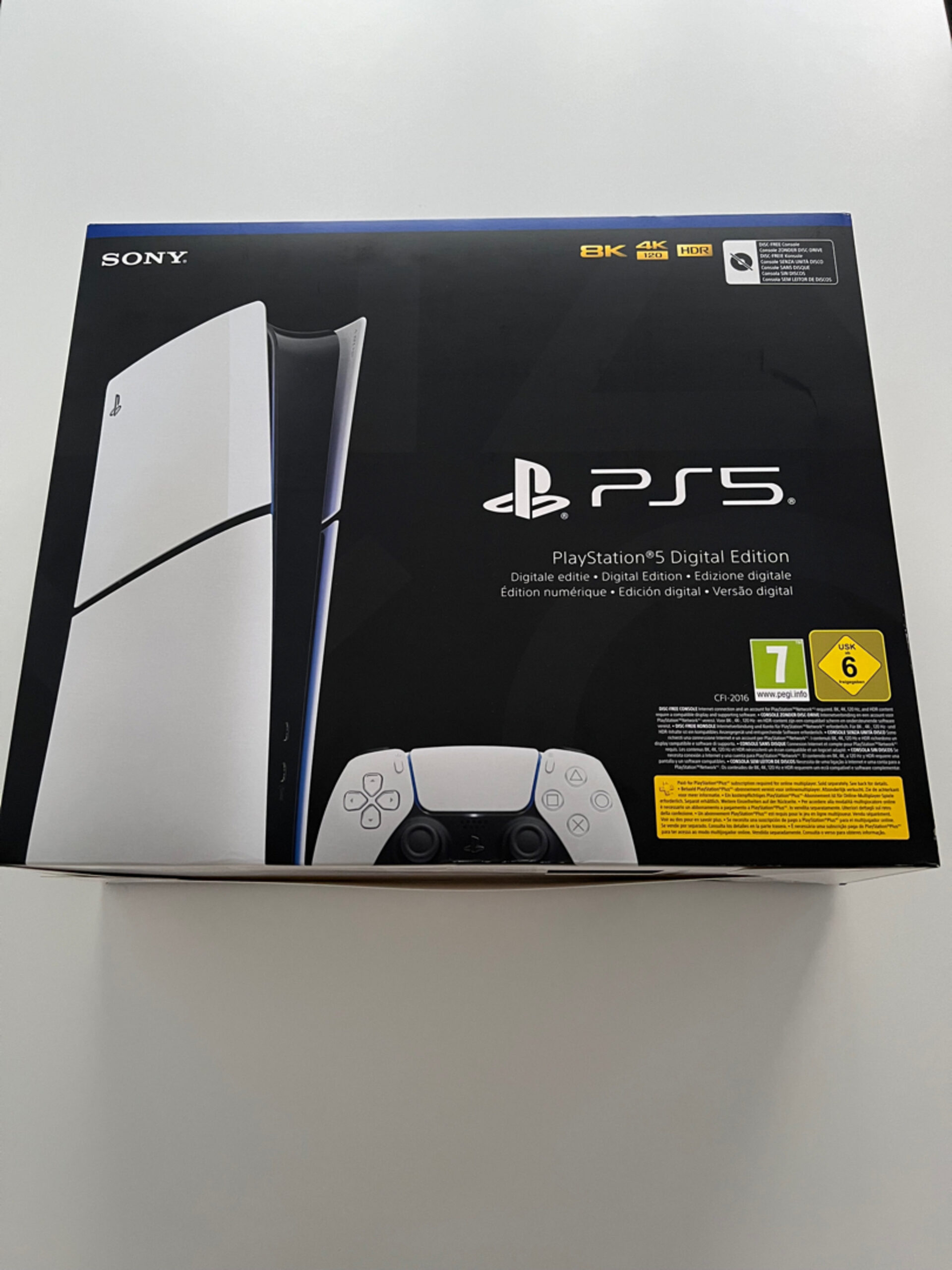 GTA V - PlayStation 4 - [Edizione: Francia]