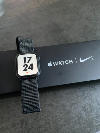 Apple Watch Series 4 GPS Silver