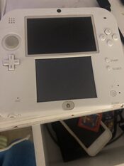 Nintendo 2DS, Red & White