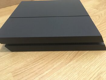 CONSOLA PS4 para repuestos /reparar (solo consola)